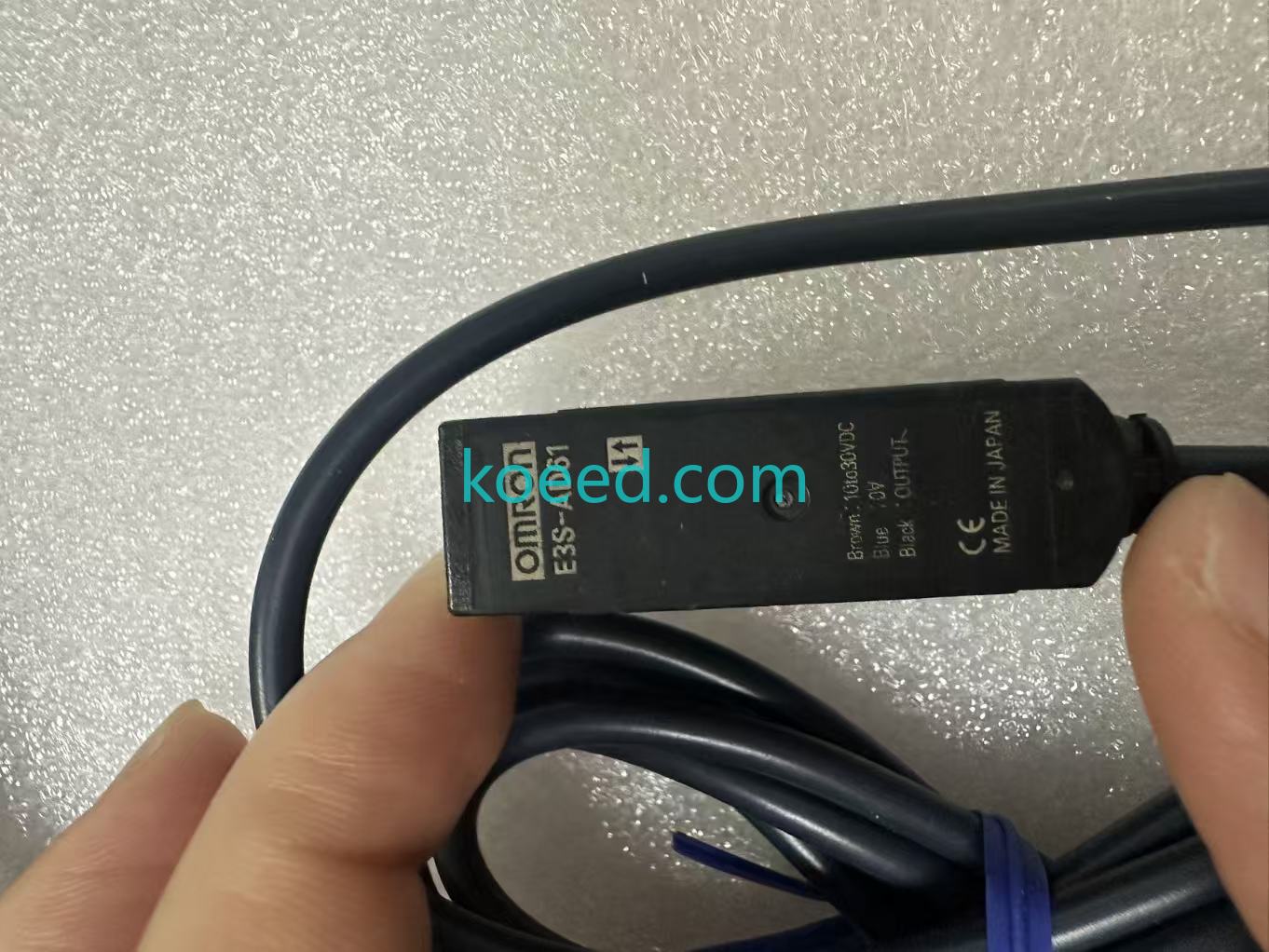 Omron E3S-AD61 Installation Example