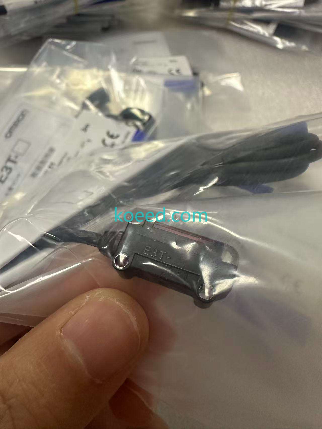 E3T-SL11 - Product View