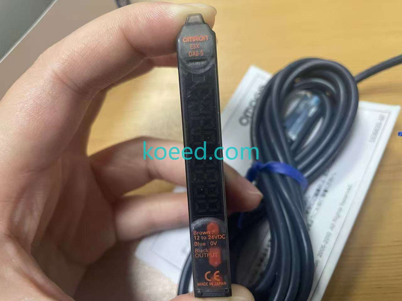 Omron E3X-DA8-S Installation Example