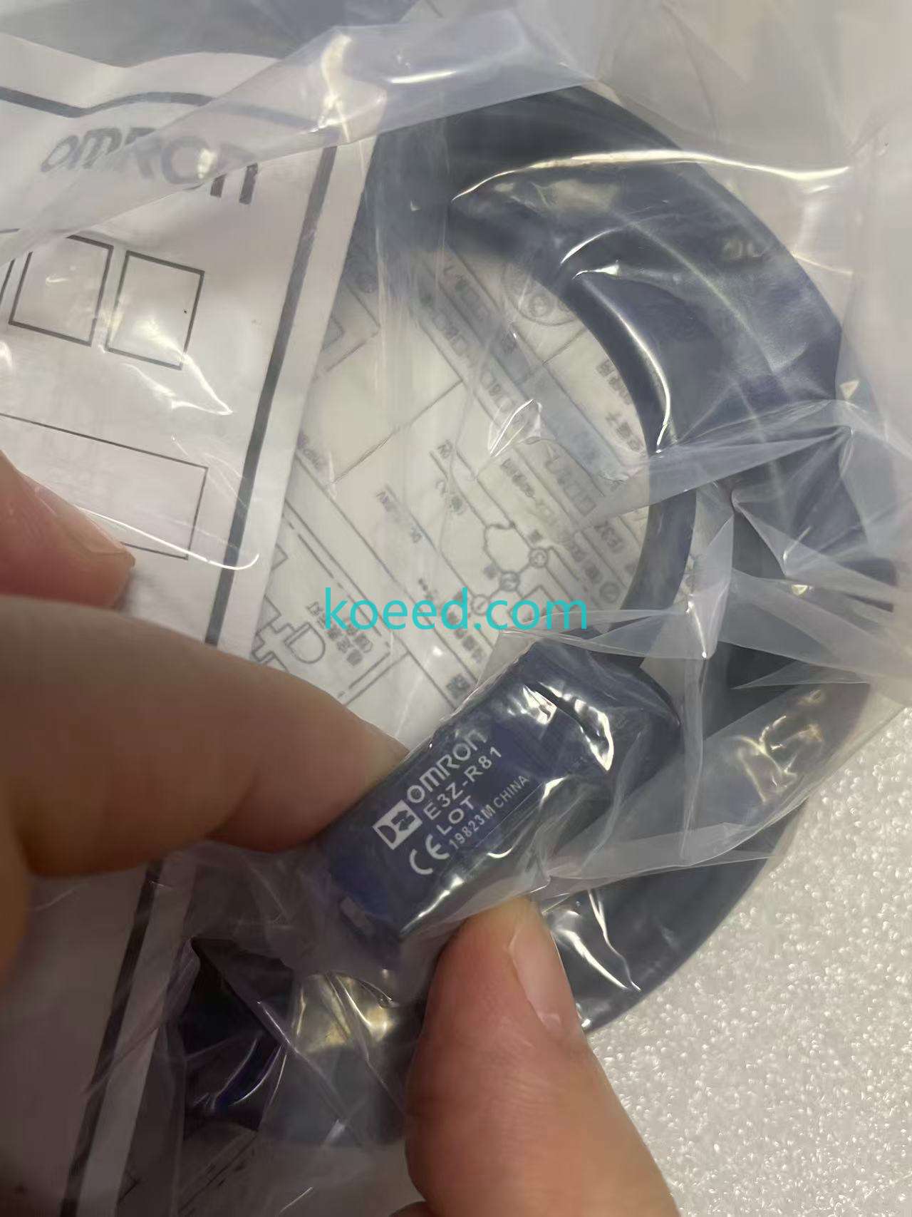 Panasonic E3Z-R81 Side View