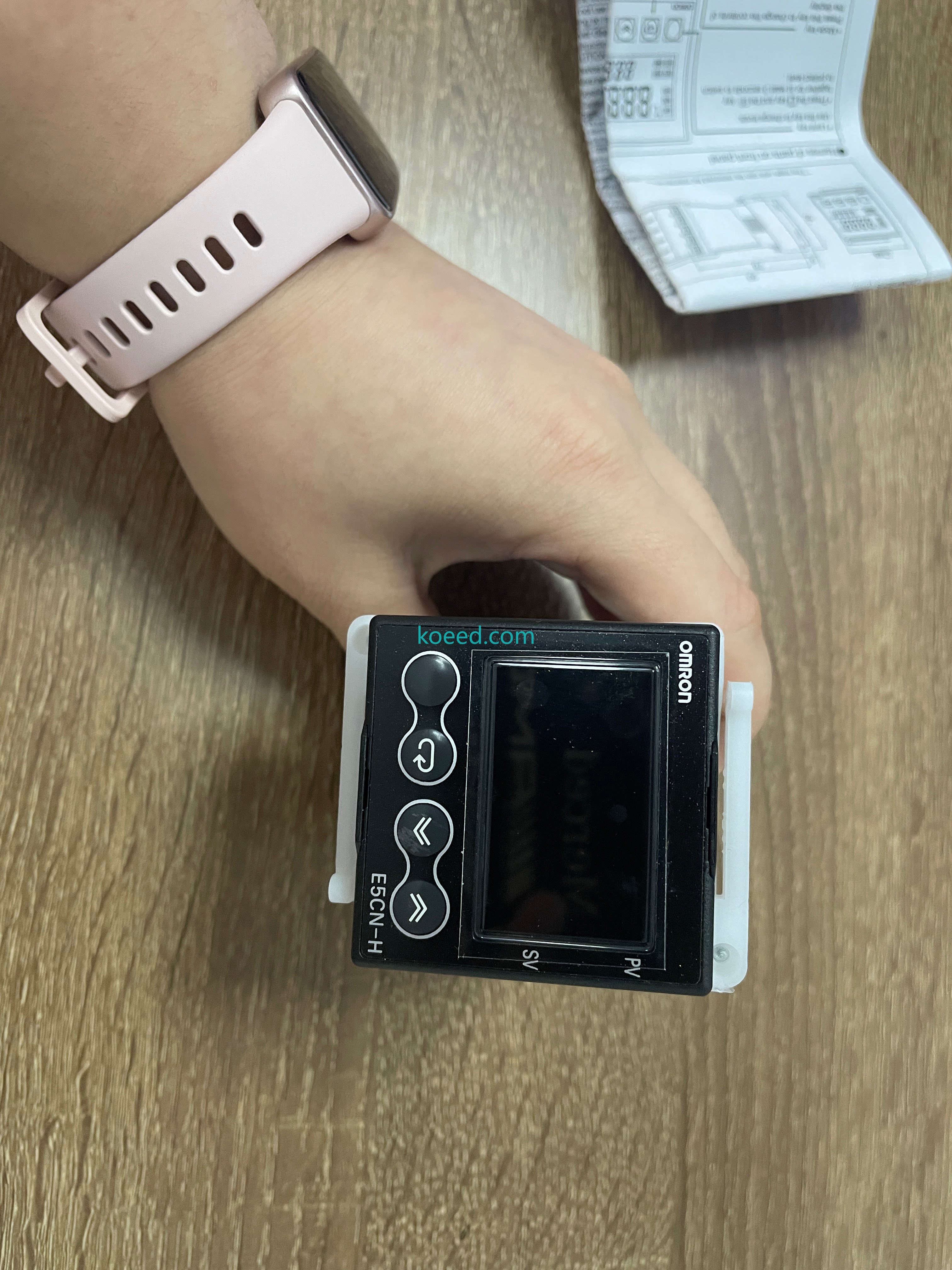 Omron E5CN-HR2M-500 Dimensions