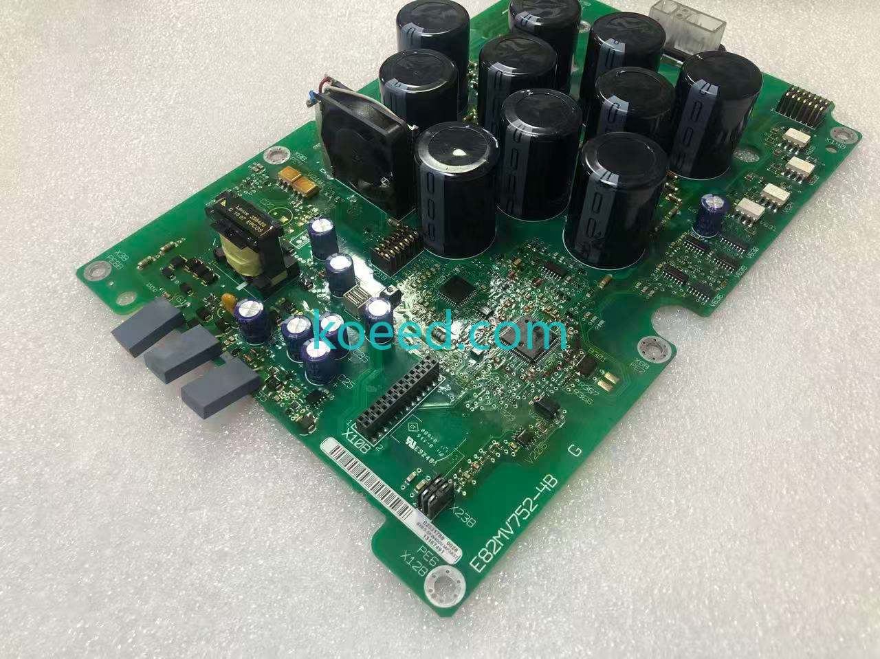 E82MV752-4B Front View