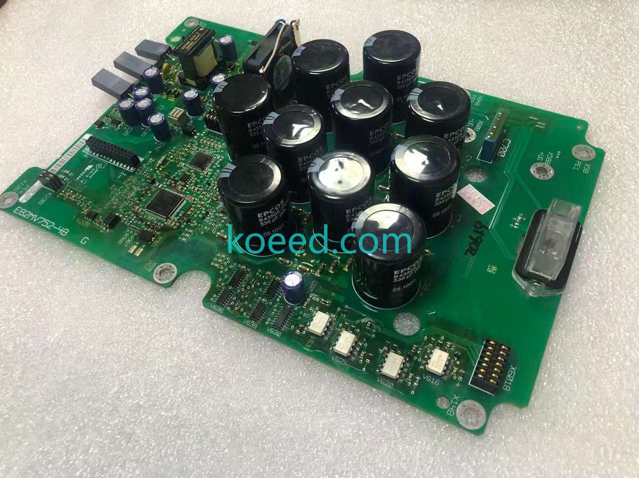 E82MV752-4B Specifications Label