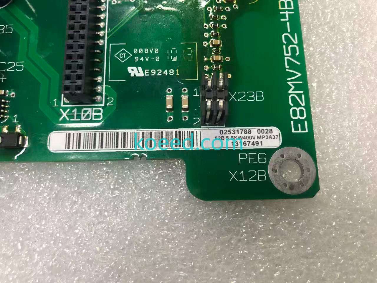 E82MV752-4B Internal Components