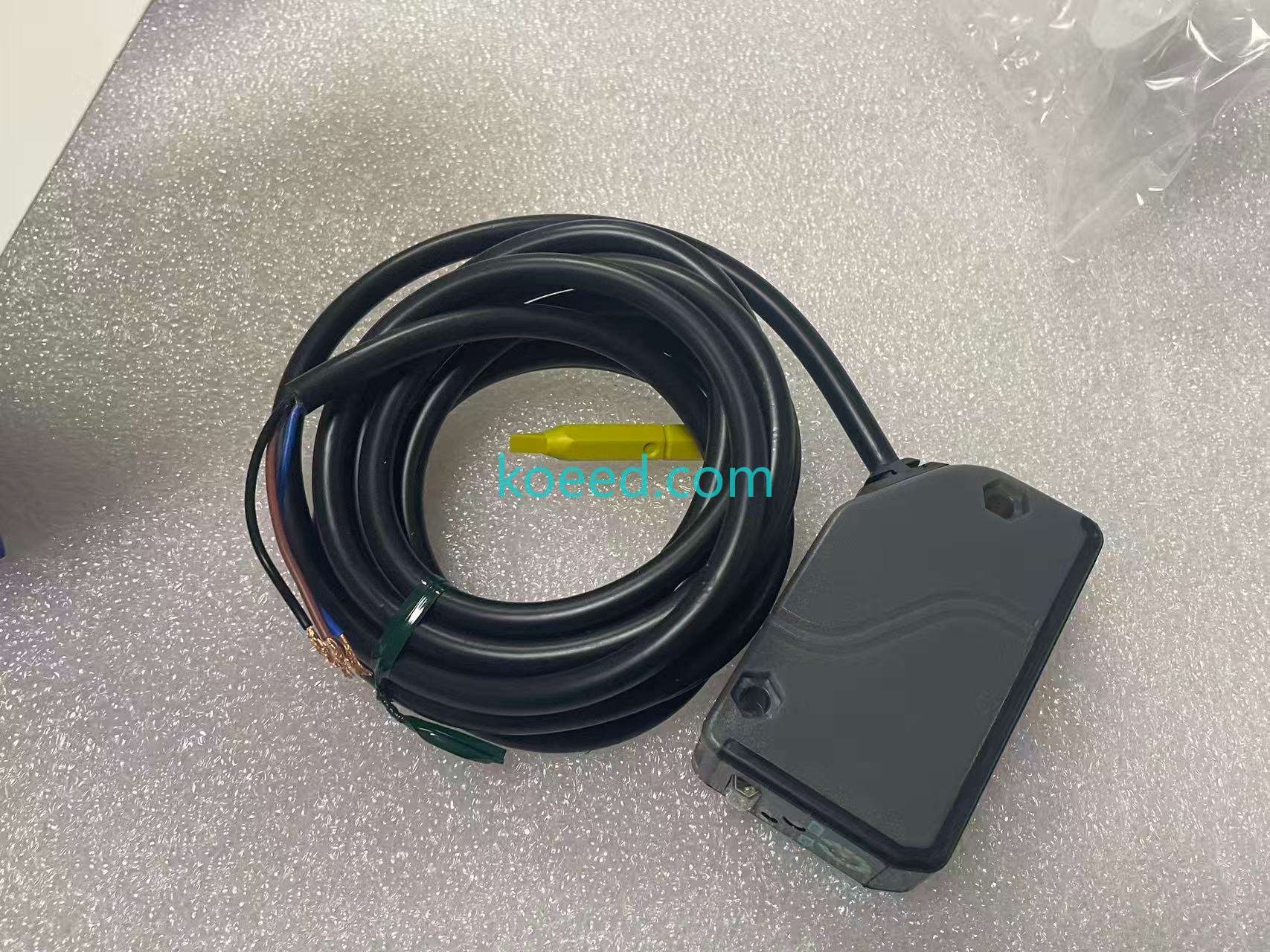 EQ-34 - Product View