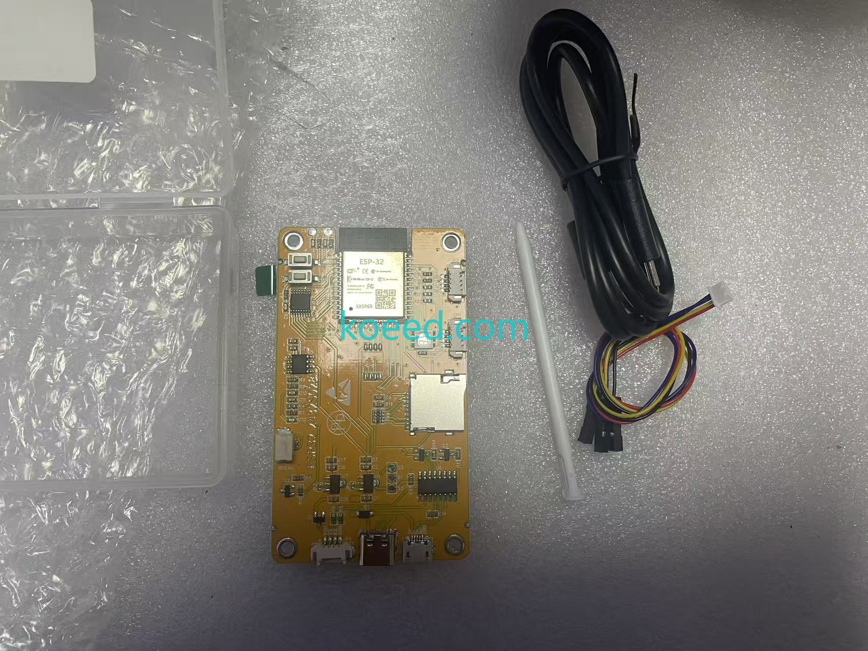 ESP32 - Koeed Fashion View