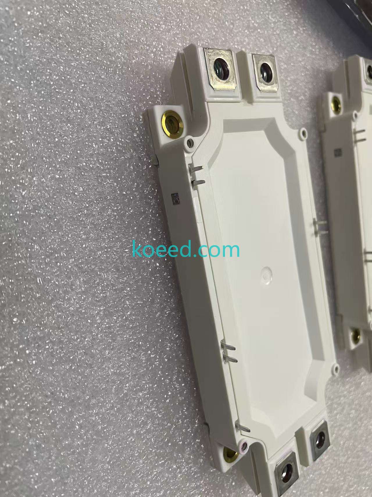 FD600R06ME3_S2 - Product View