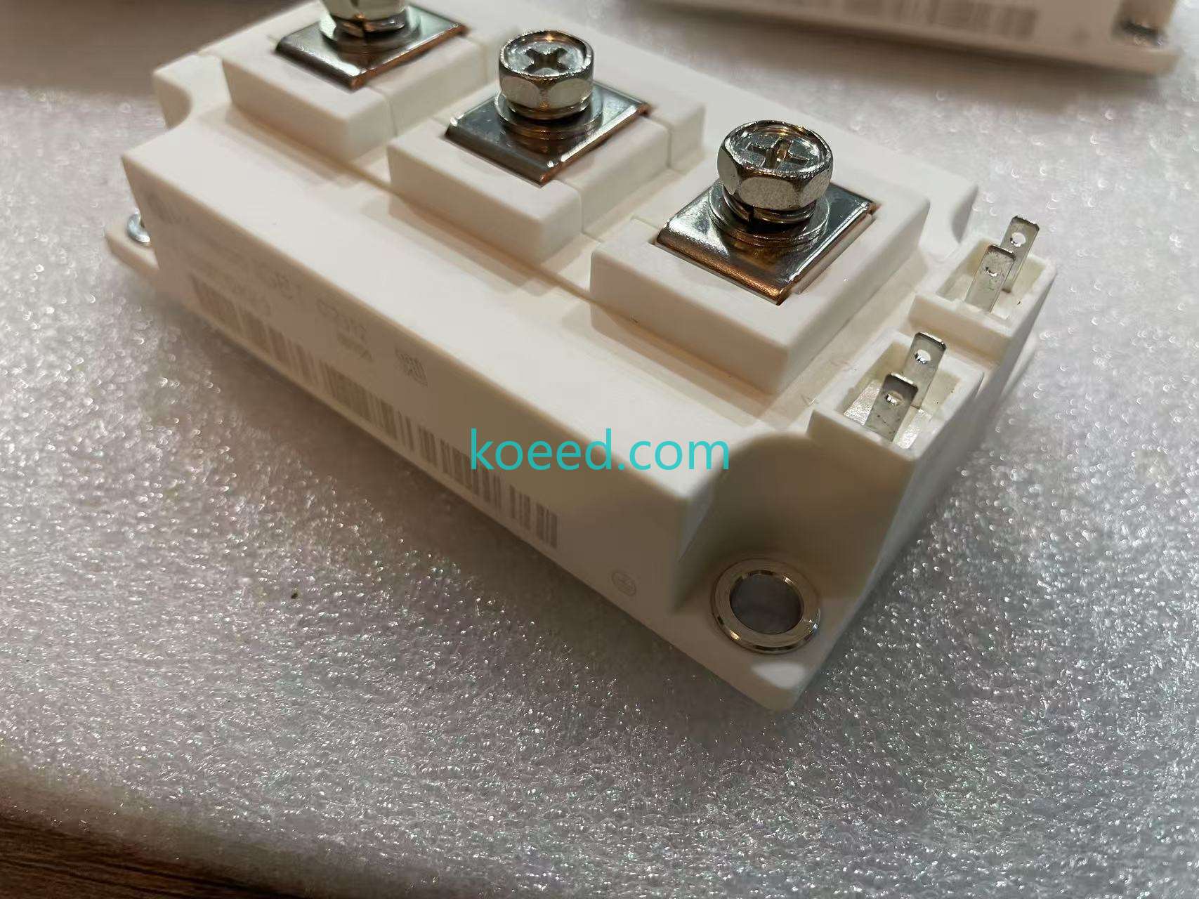 FF300R12KE3 Cooling Surface