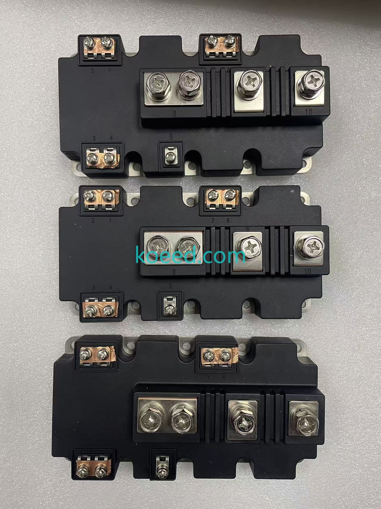 FF900R12IP4 IGBT Module Front View