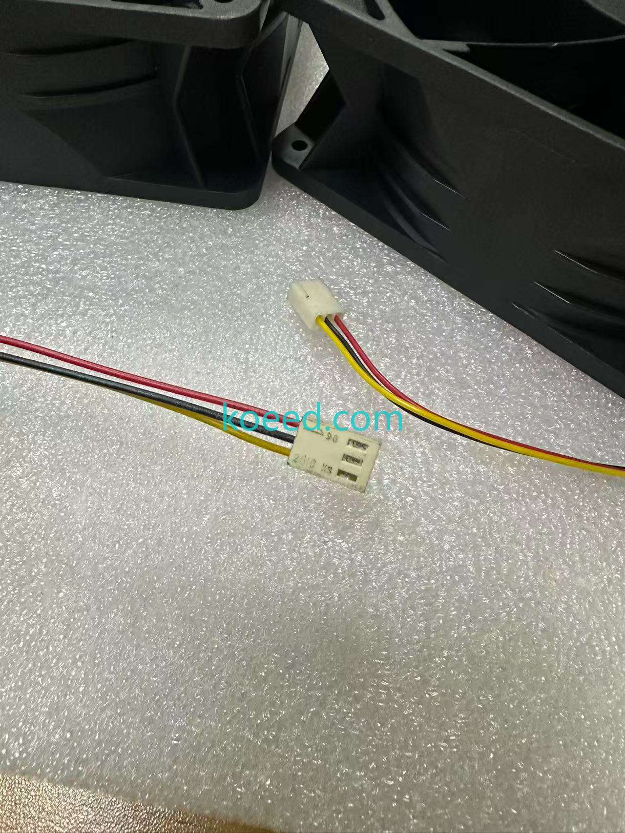 Delta FFB1424VHG mounting holes