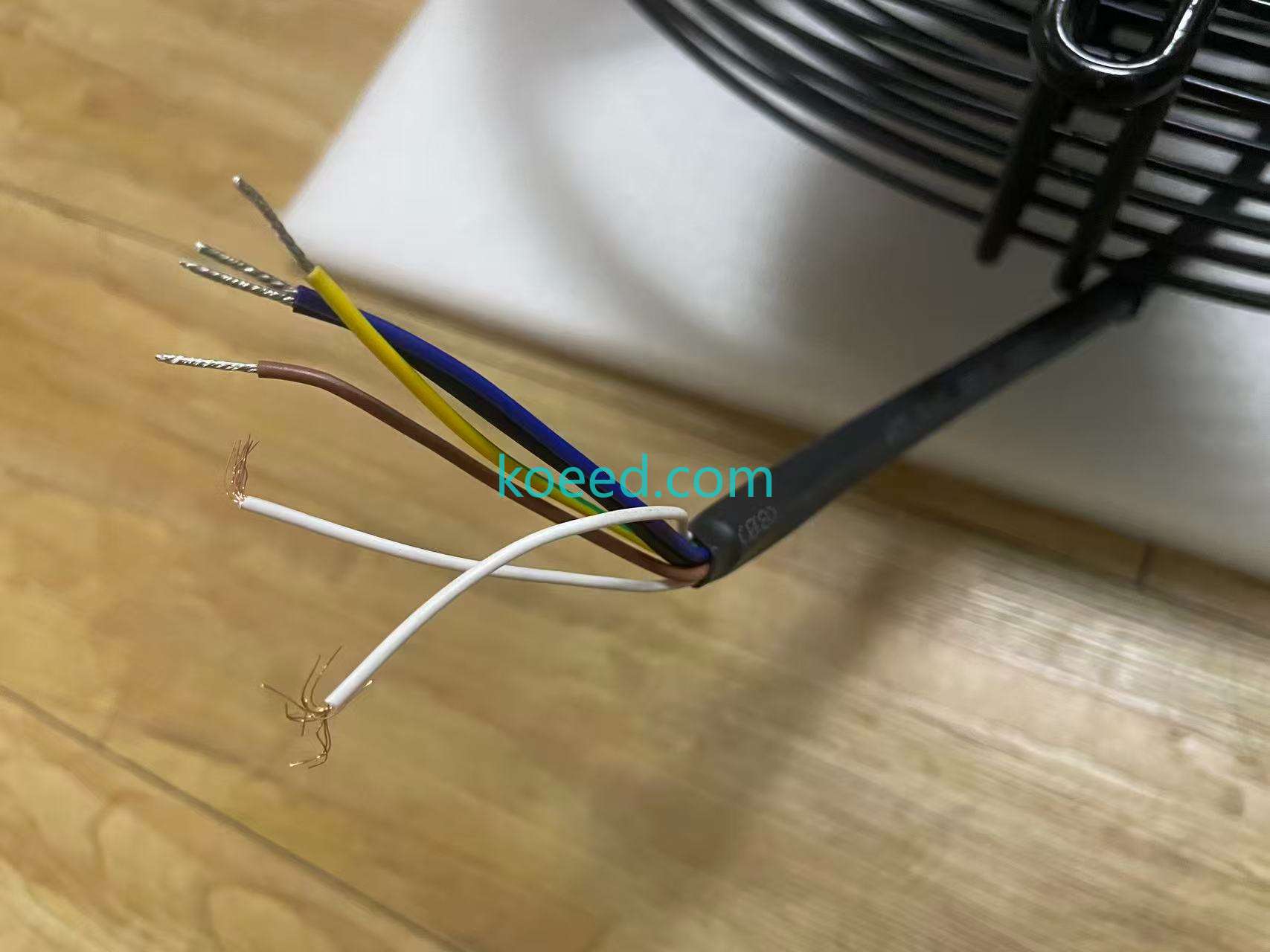 FN045-4DK.2F.V7P2 - Product View