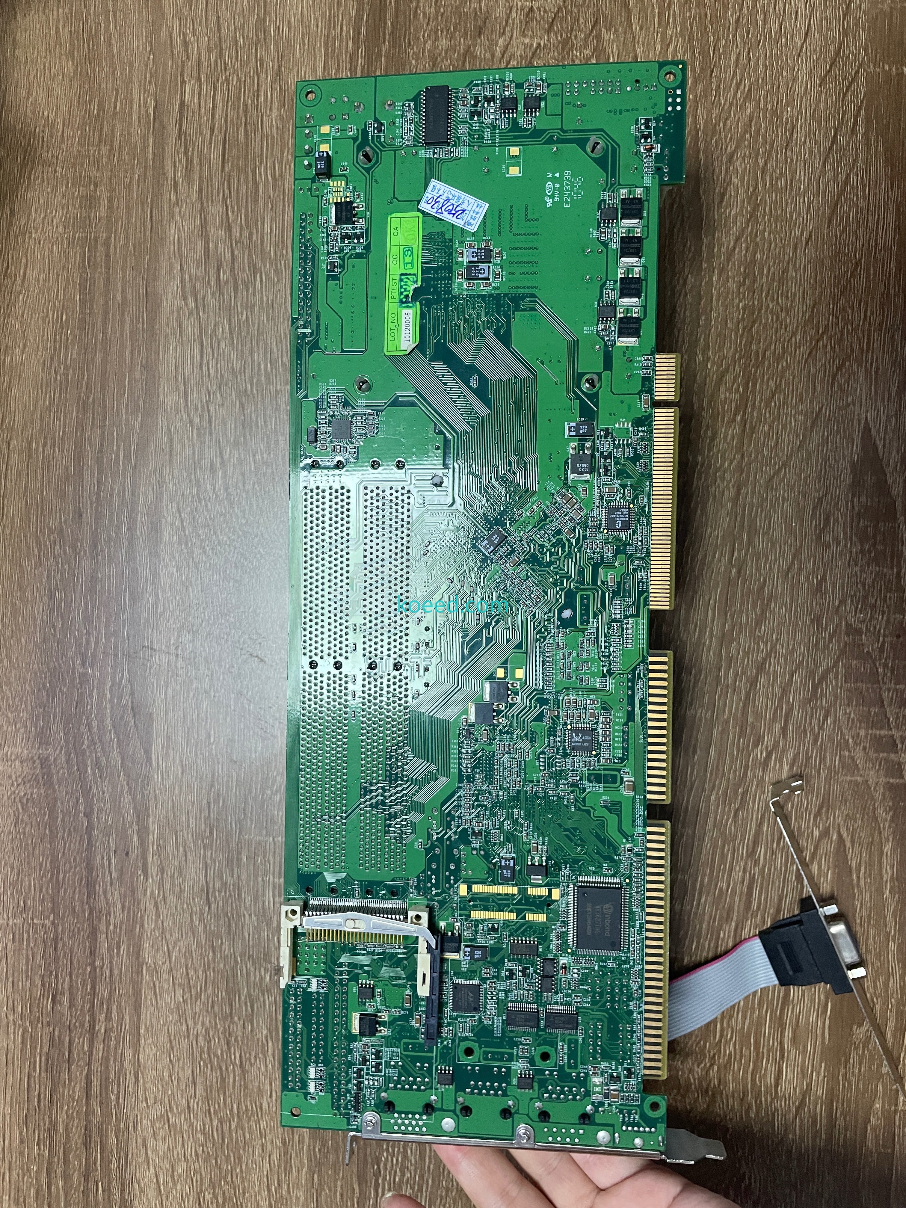 Commell FS-979 Ports Detail