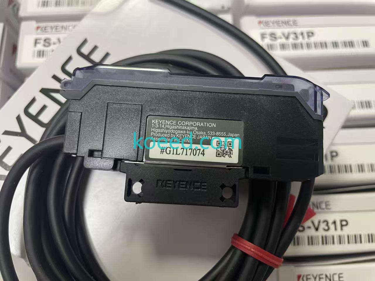 Keyence FS-V31P packaging