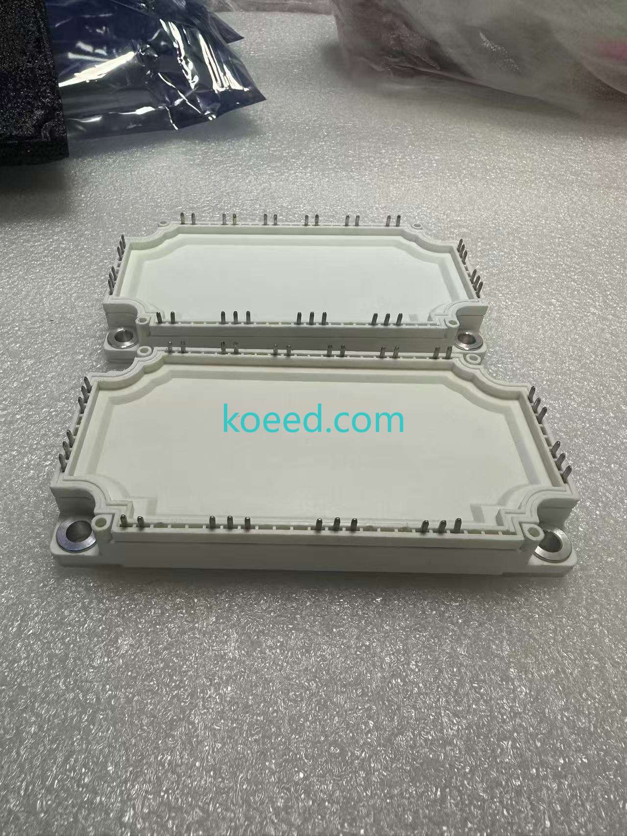 FS150R12KT4-B11 - Product View