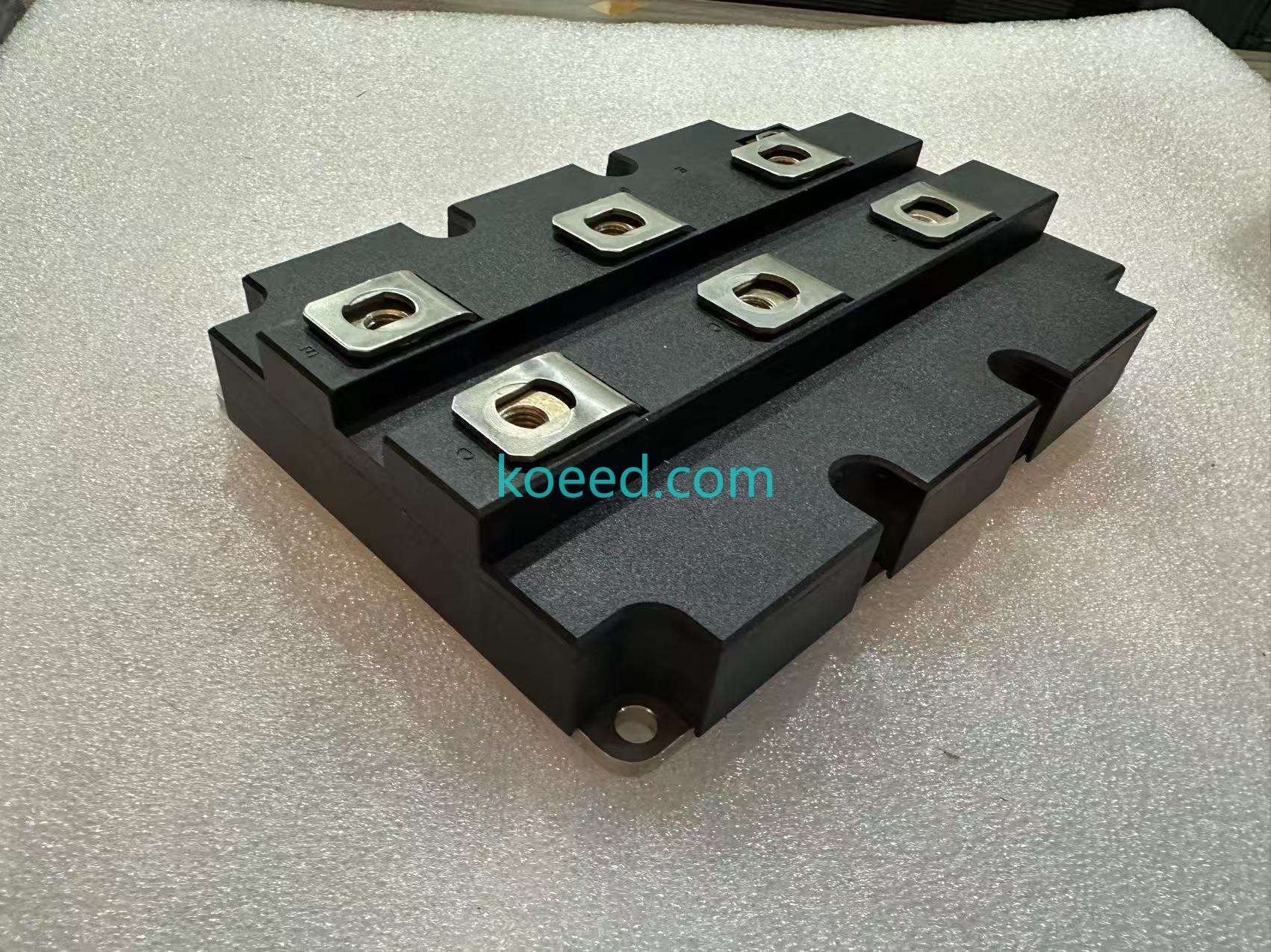 FZ1800R12KF4-S1 packaging