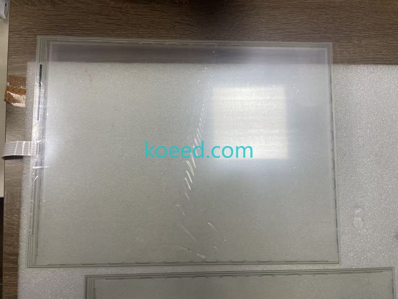 ELO 15-Inch Resistive Touch Glass — Side Profile