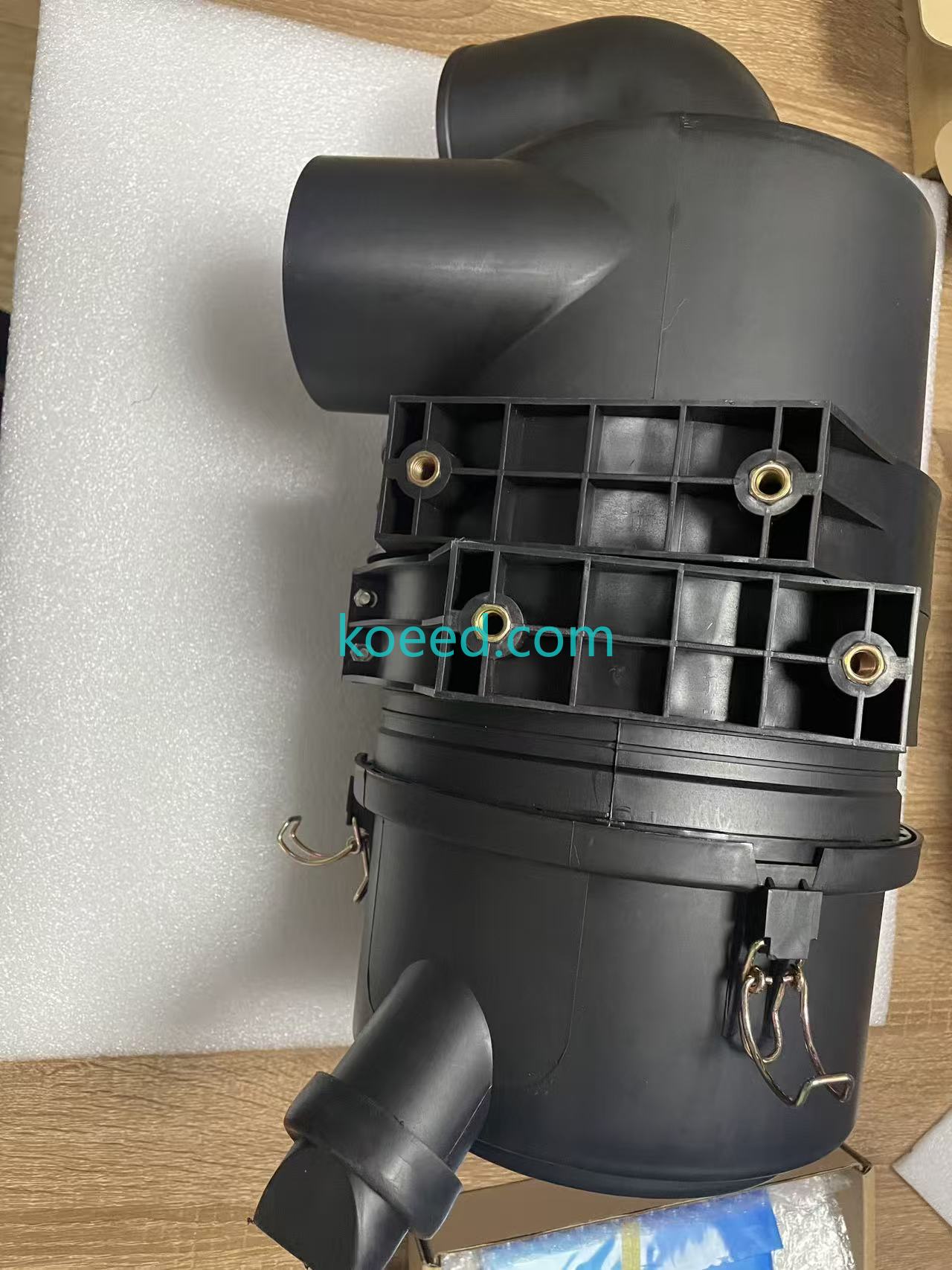 Kobelco Air Filter Housing Assembly Detailed View
