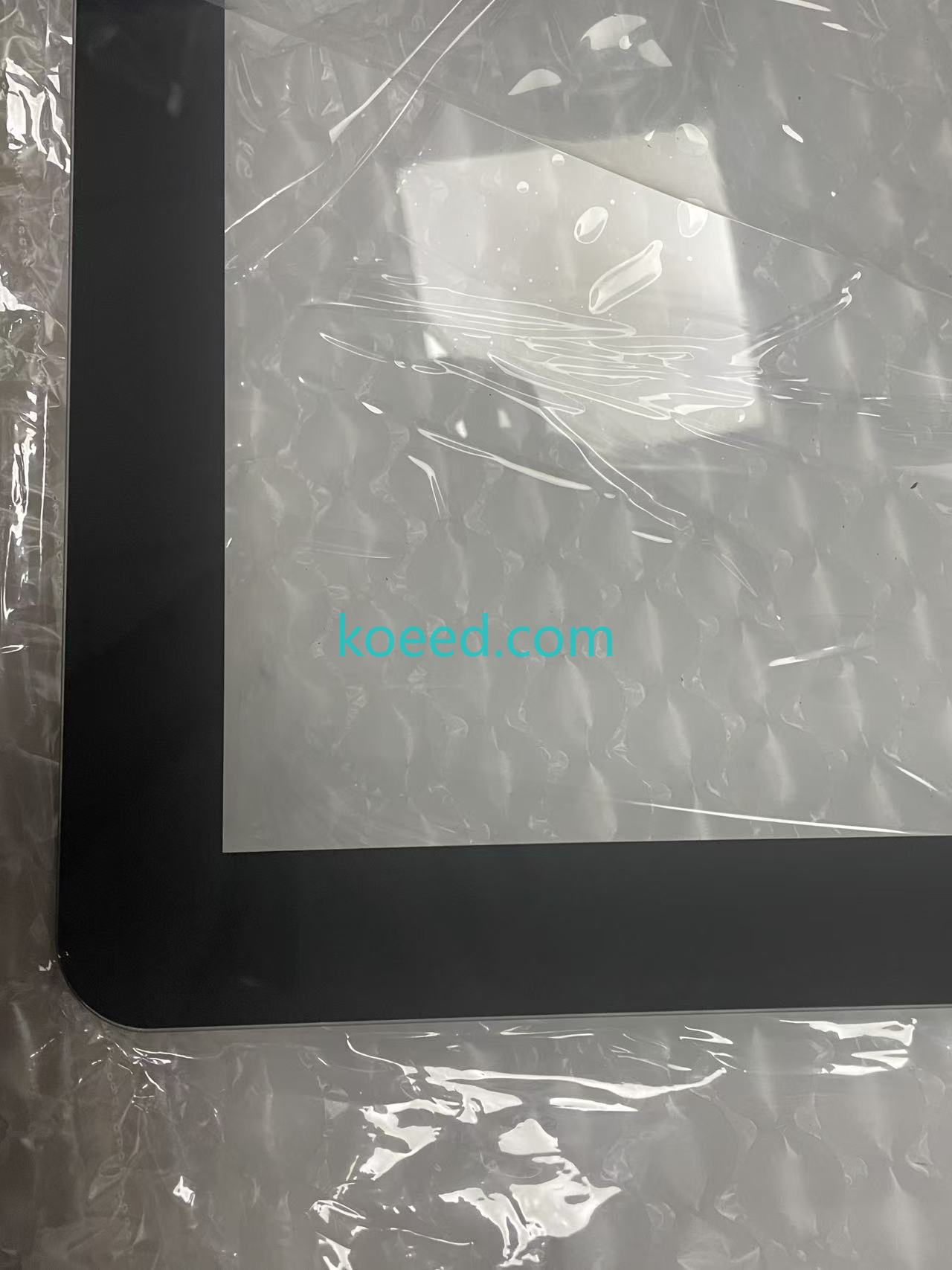 Front Glass Touch Screen close-up view