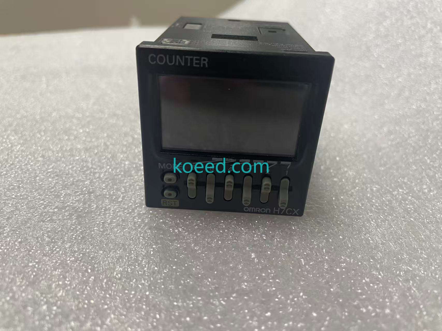 Omron H7CX-A11-N Installation