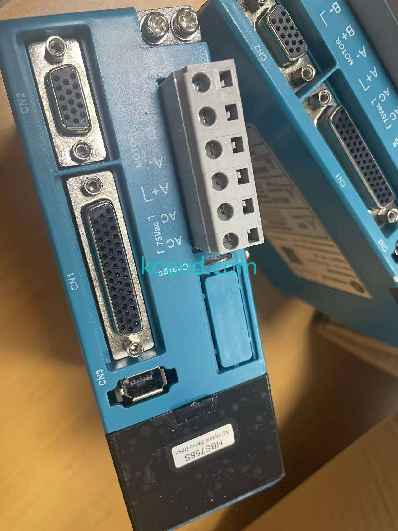 HBS758S Side View