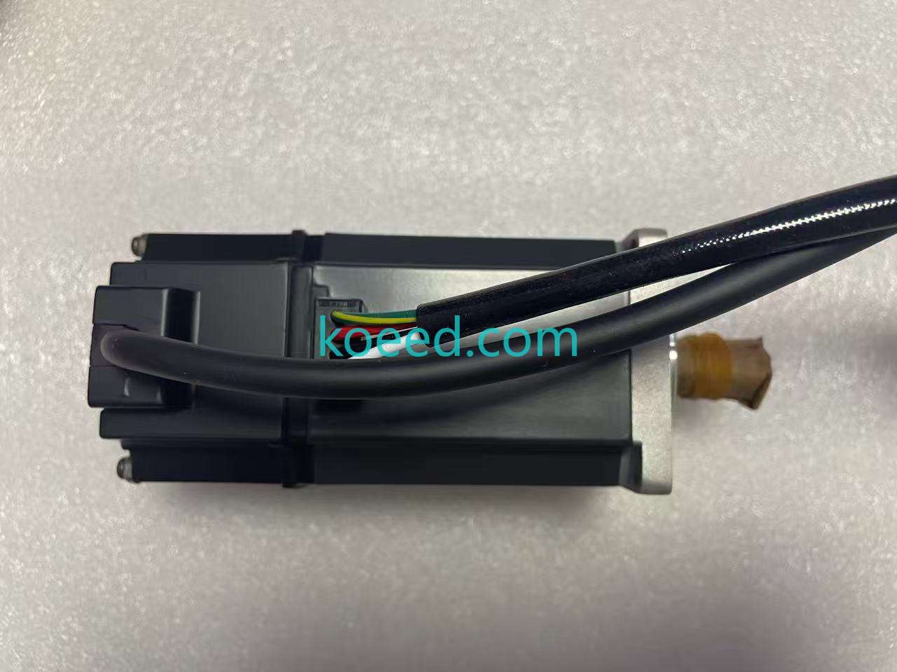HC-MFS43 Servo Motor Specifications Label