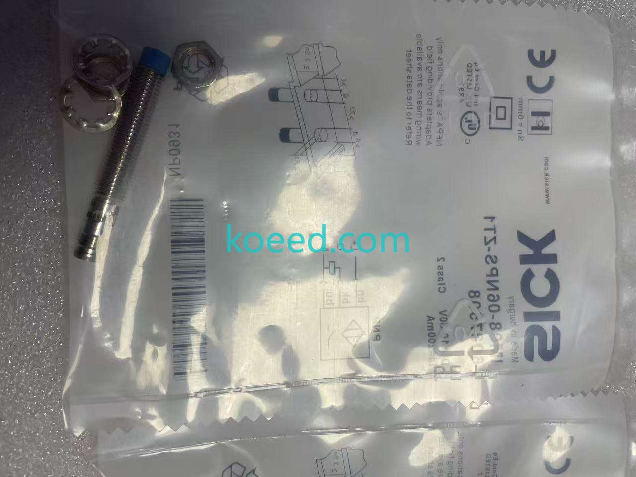 IM08-06NPS-ZT1 - Product View