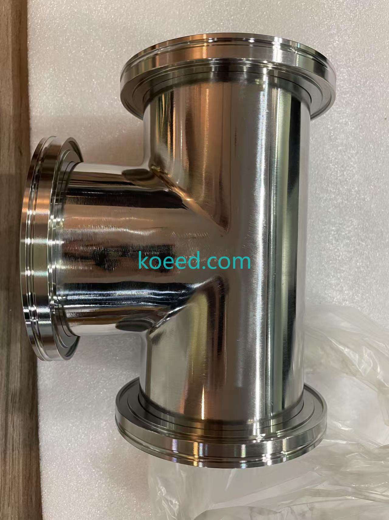 Edwards EXT 75DX ISO100 Front View