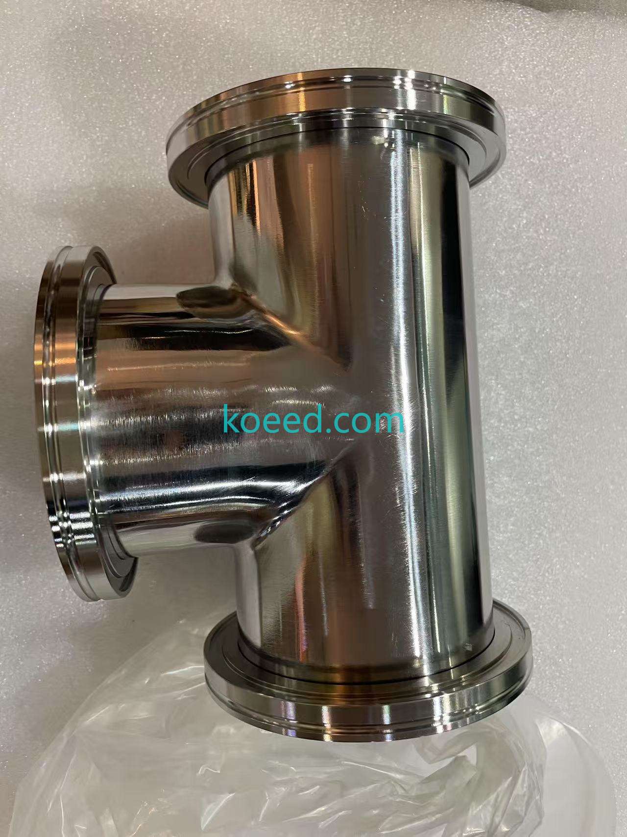 Edwards EXT 75DX ISO100 Side View