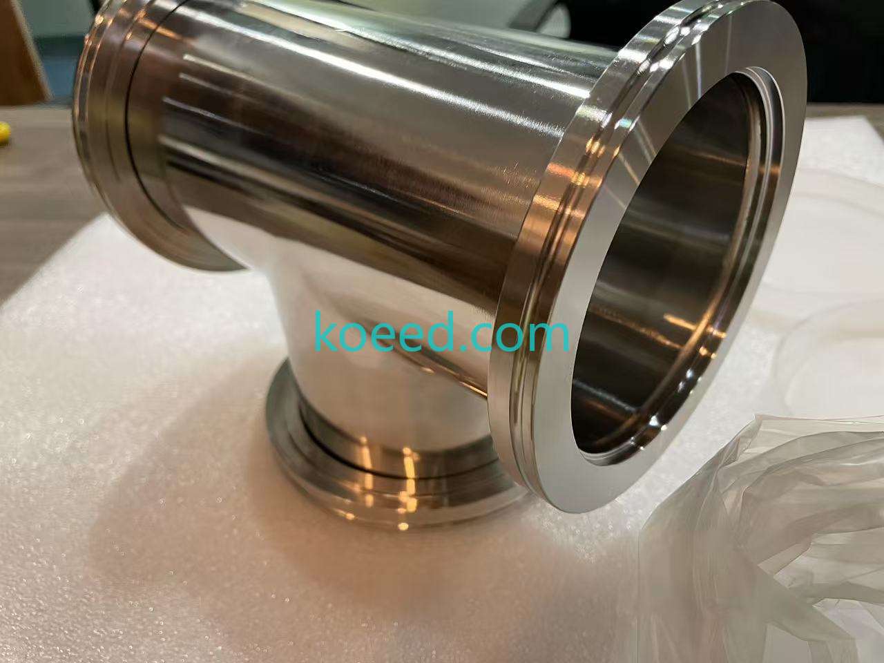 Edwards EXT 75DX ISO100 Packaging Details