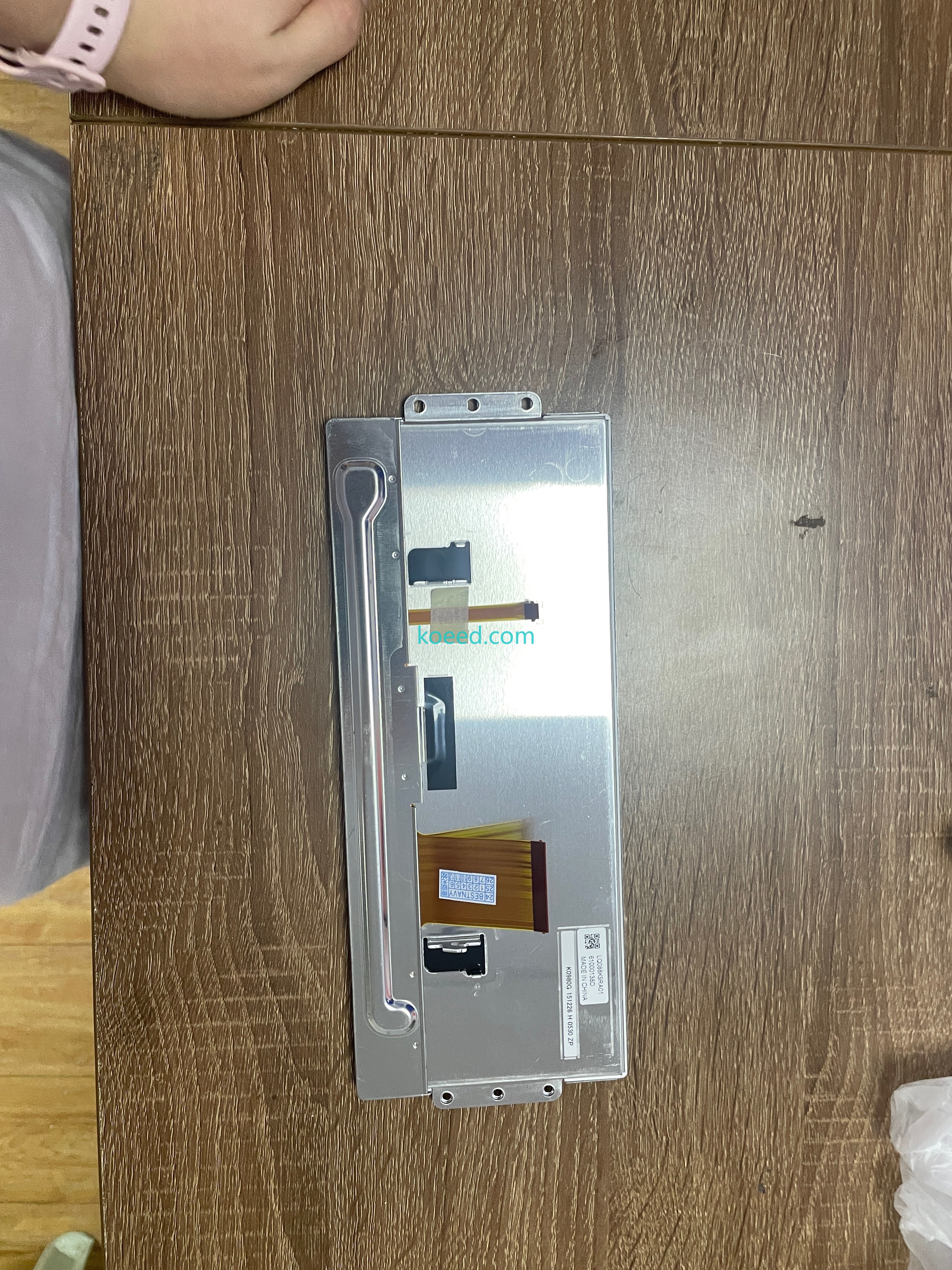 LCD Screen Side View