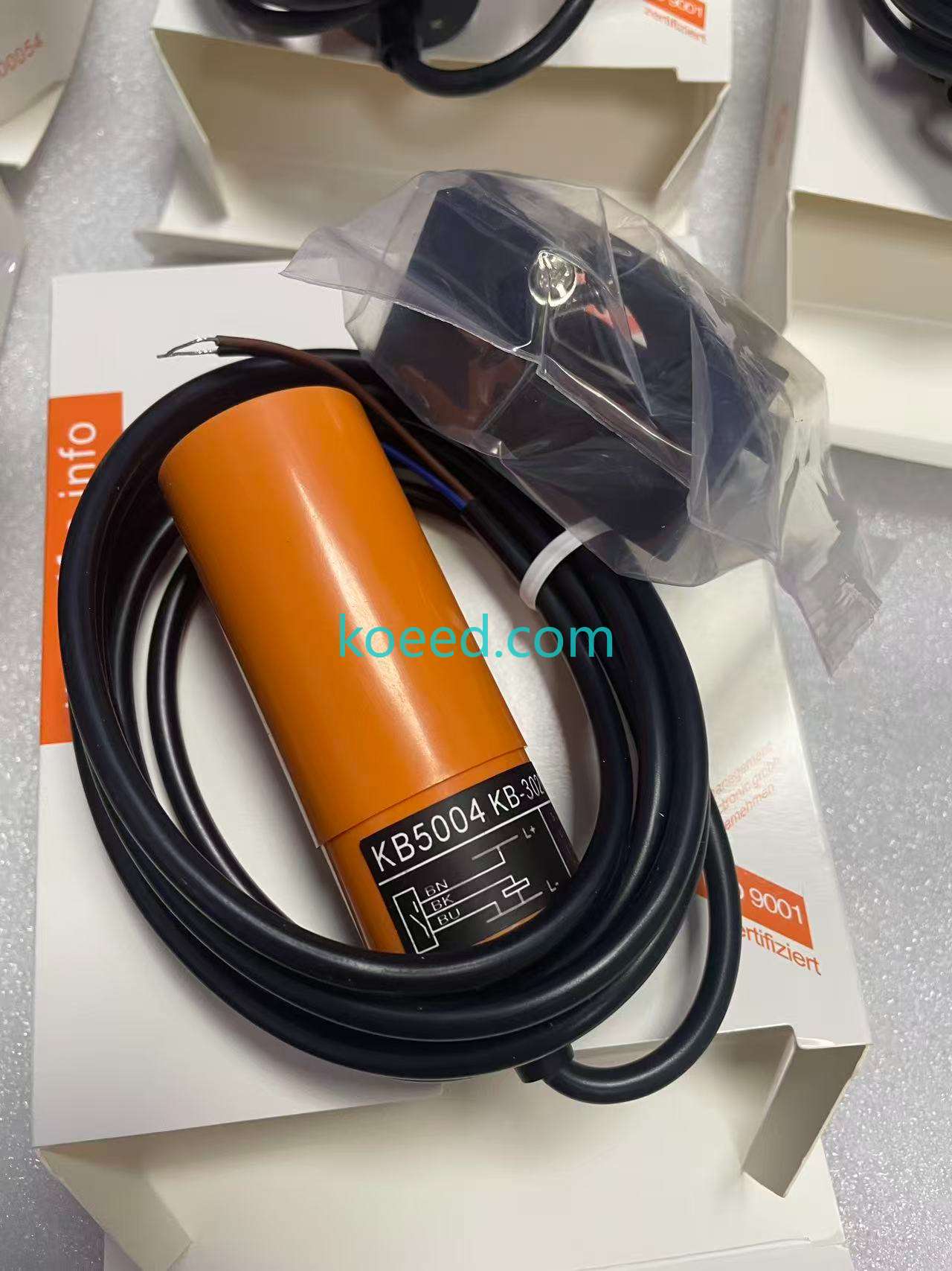 KB5004 - Product View