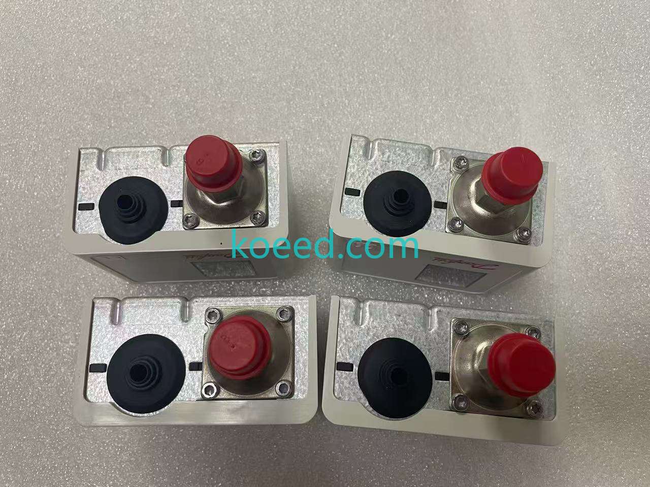 KP36 Side View and Connection Details