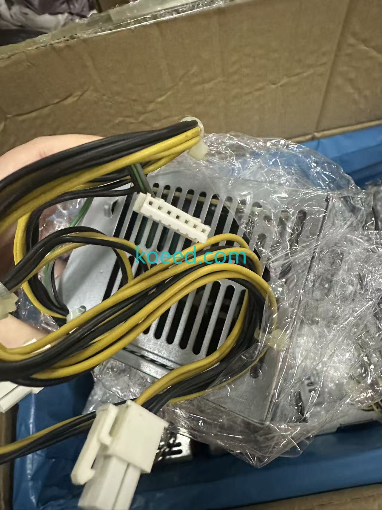 HP L08261-001 Side View