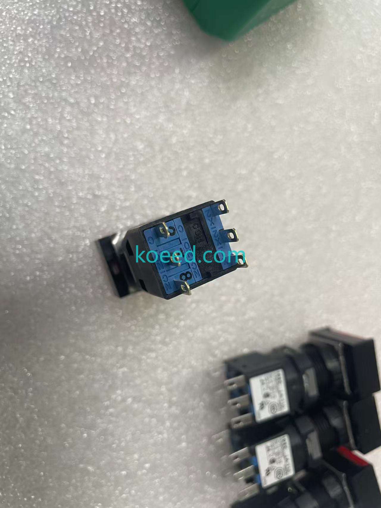 LA-T10 - Product View