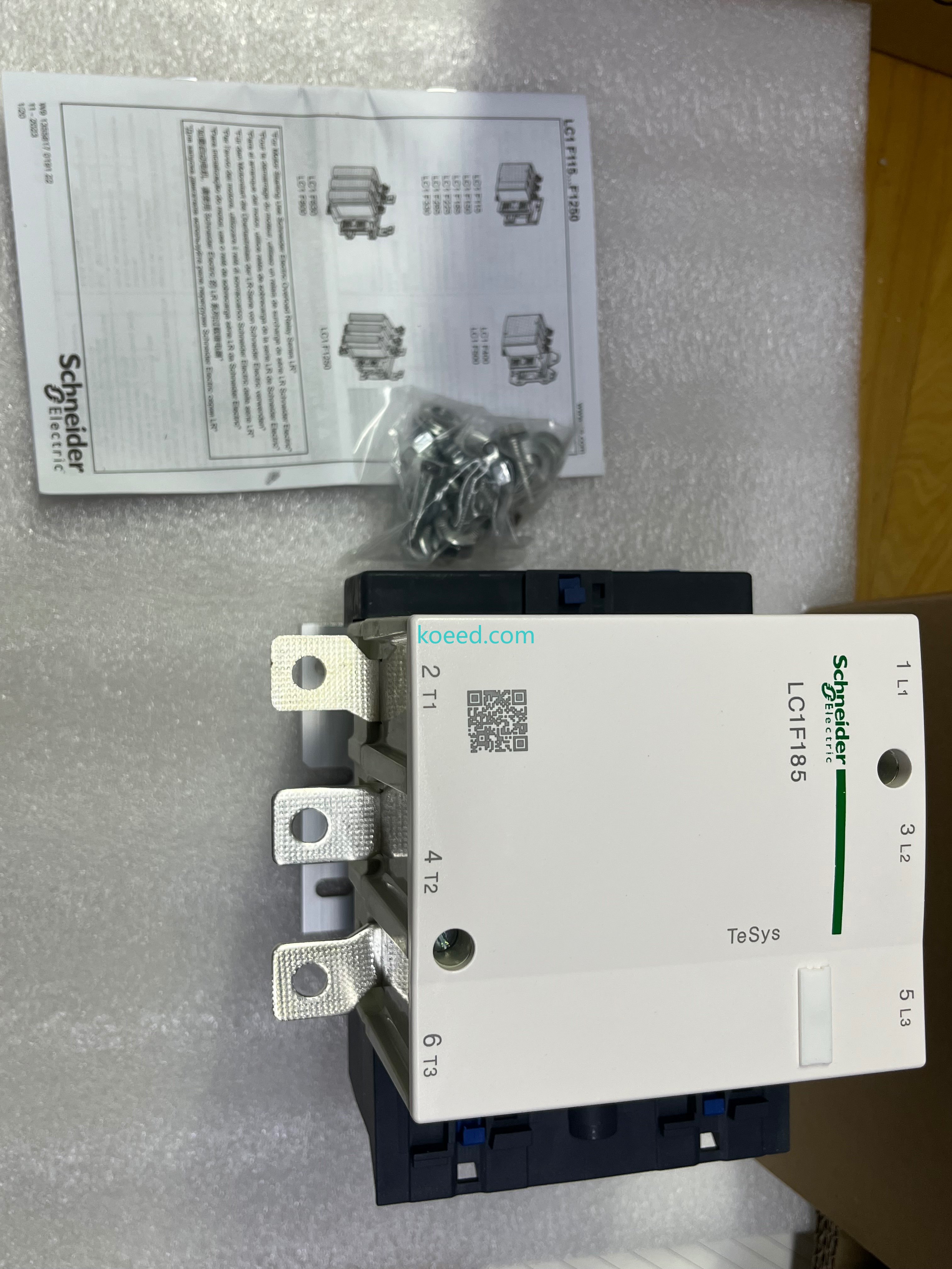 Schneider LC1F185M7 — Nameplate & Rating Label