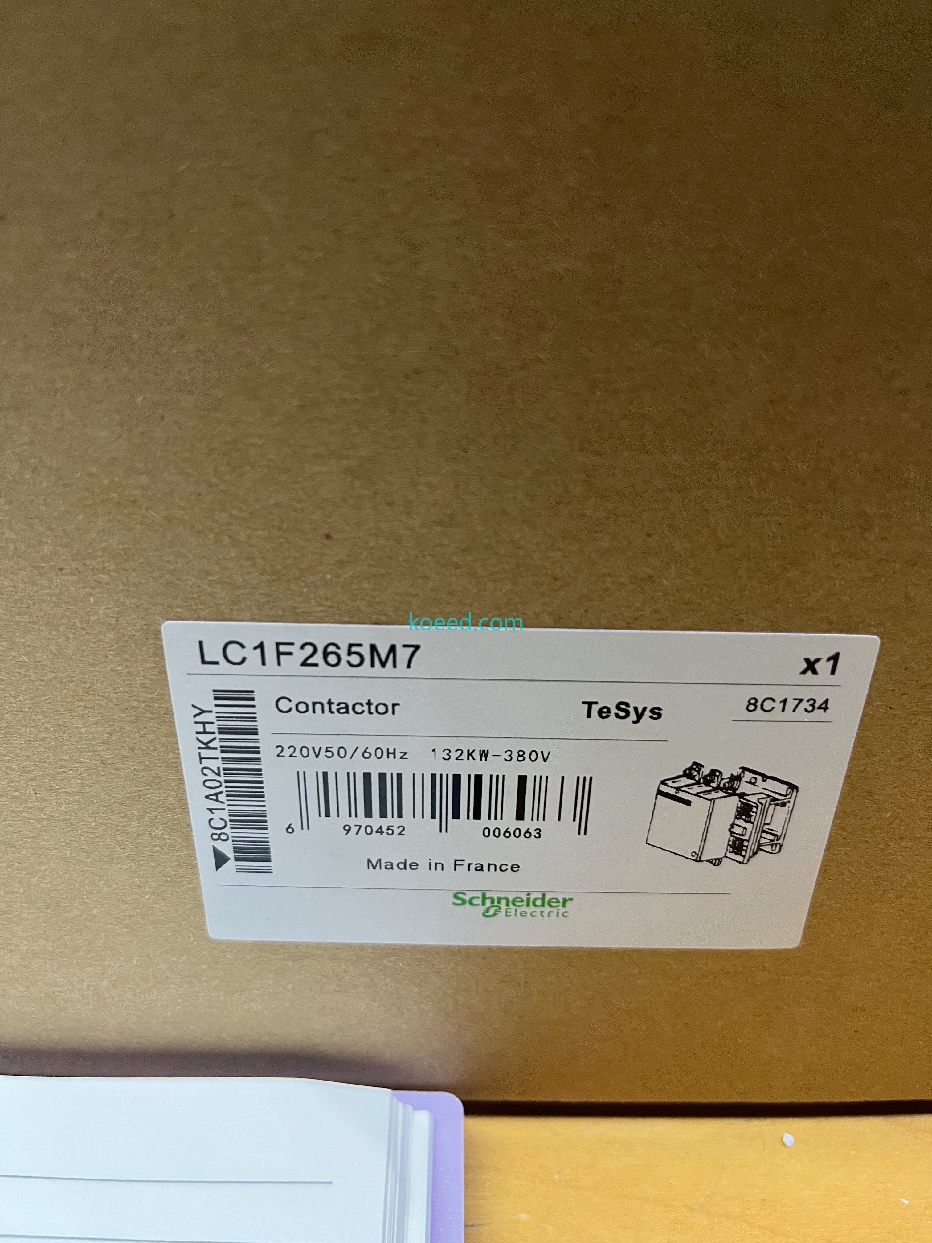 Schneider LC1F265M7 TeSys F Contactor — Front View