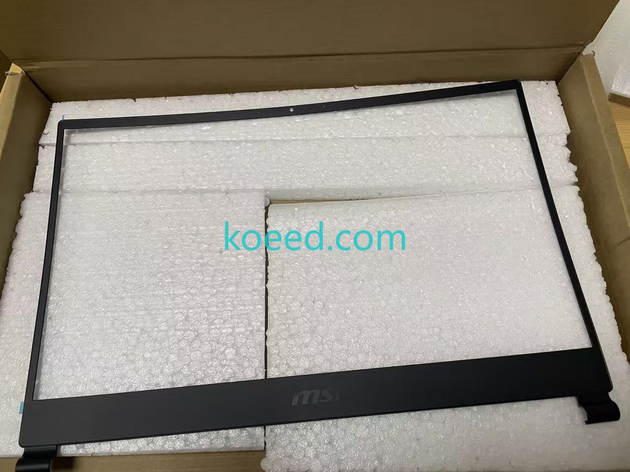 MSI GS65 MS-16Q4 Bezel — Edge Profile & Adhesive Strip