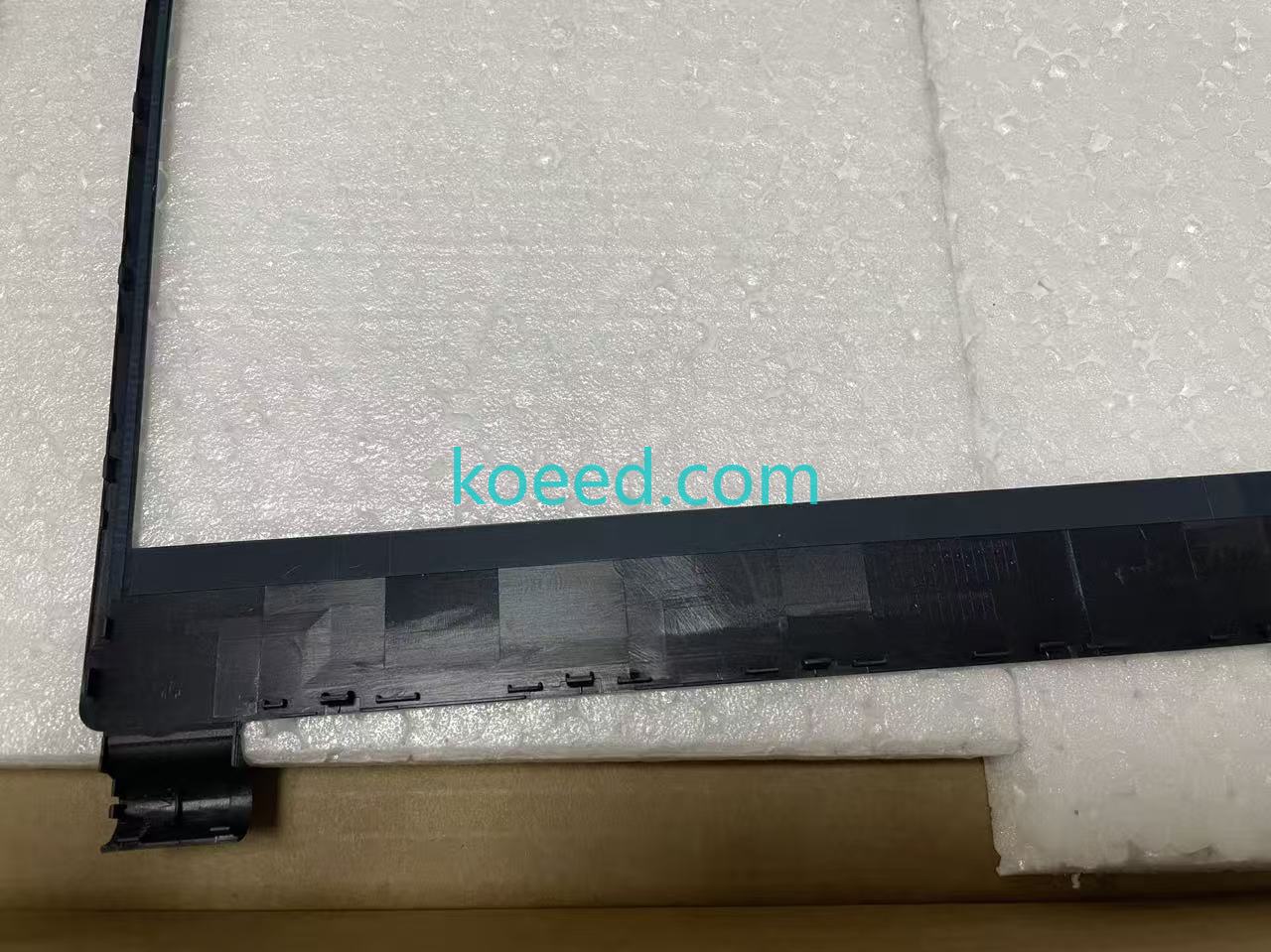 MS-16Q4 LCD Bezel — Rear Clip Pattern Close-Up
