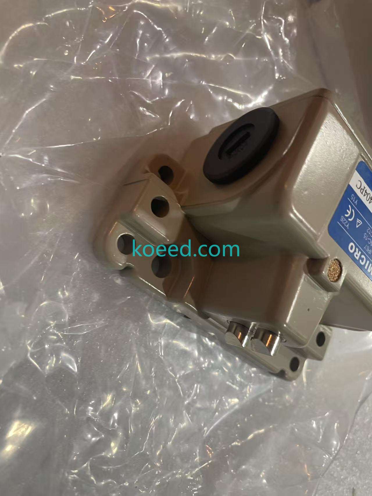 LDV-5202 Limit Switch — Packaging & Labeling
