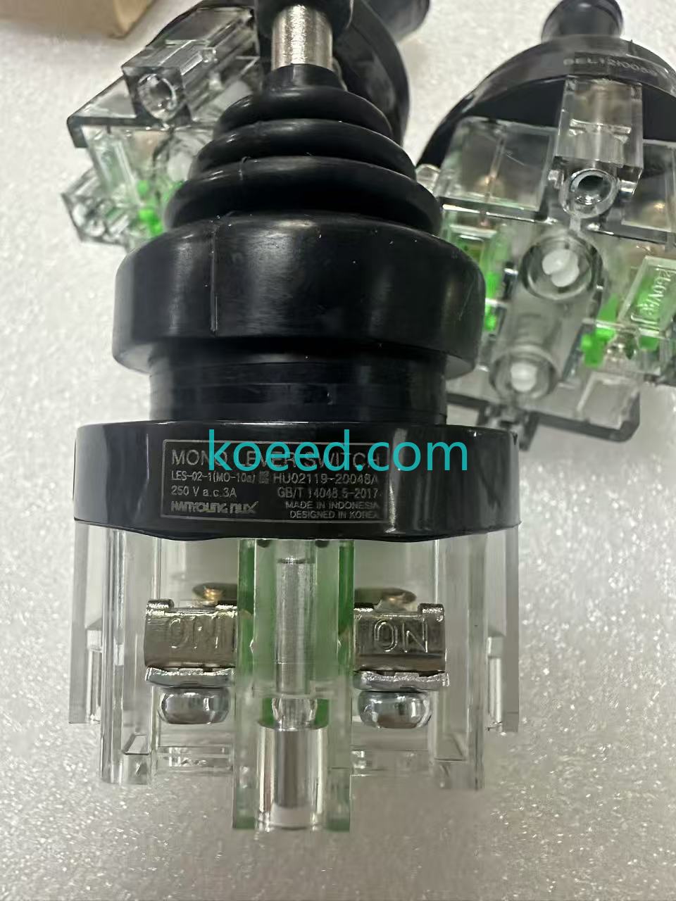 Koeed LES-02-1 PLC Controller — Side Profile