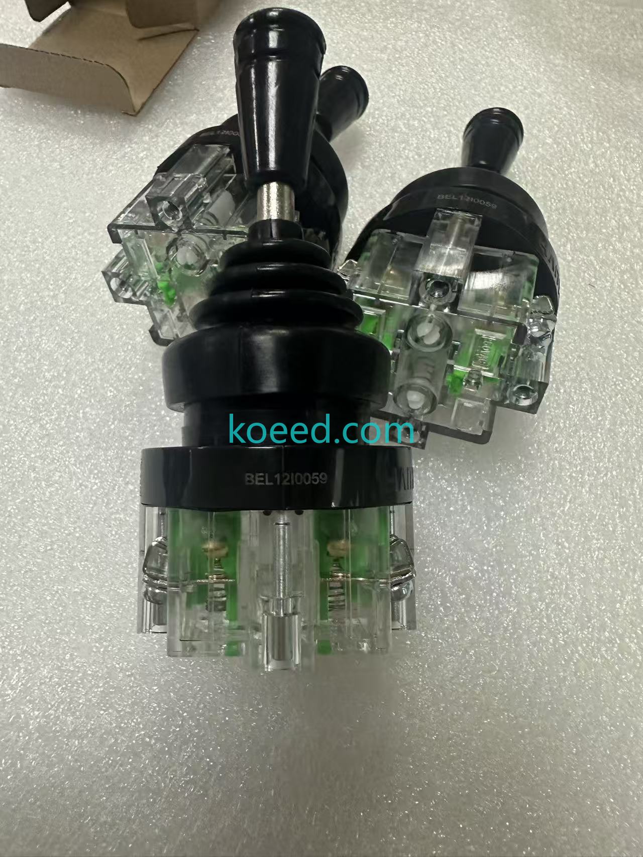 Koeed LES-02-1 PLC Controller — Terminal Layout