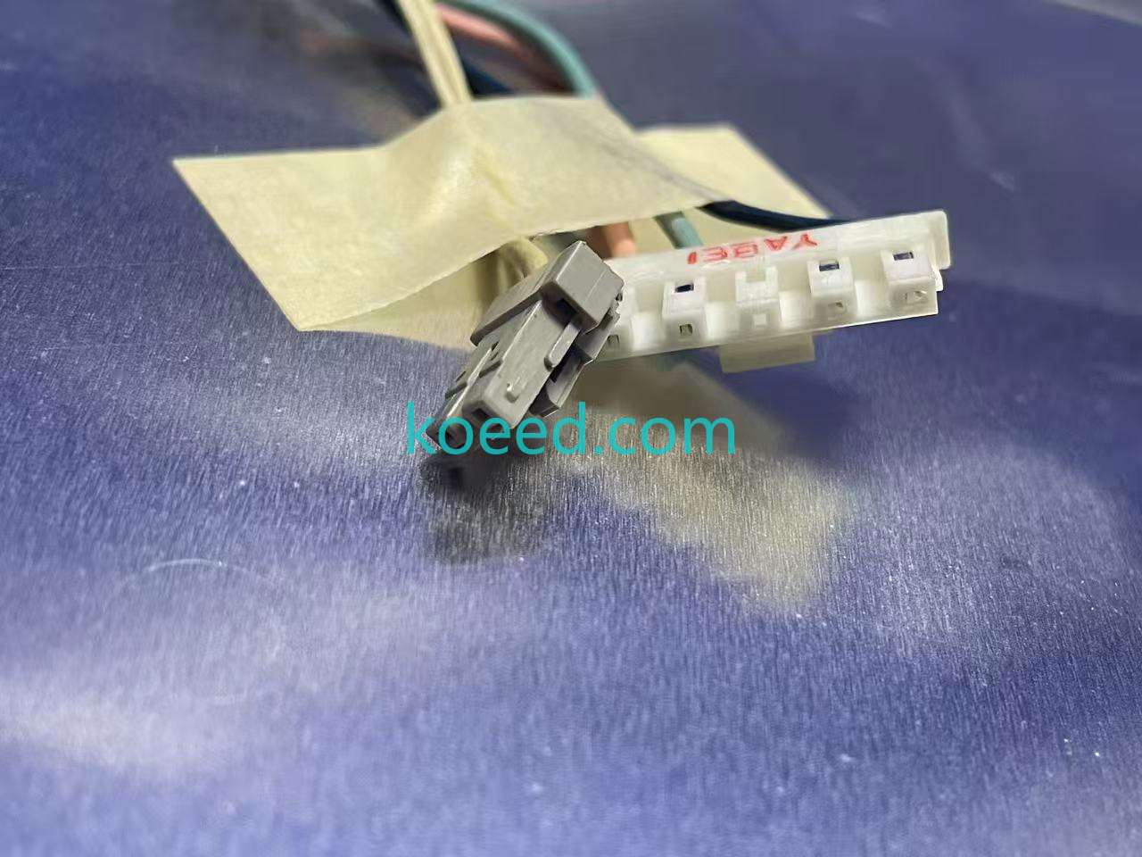 LM201U05-SLL2 - Product View