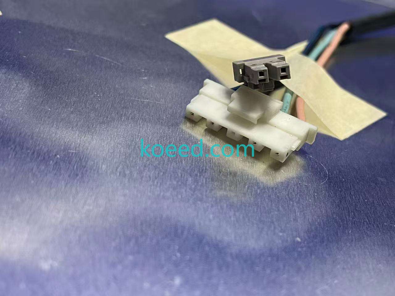 LM201U05-SLL2 - Product View