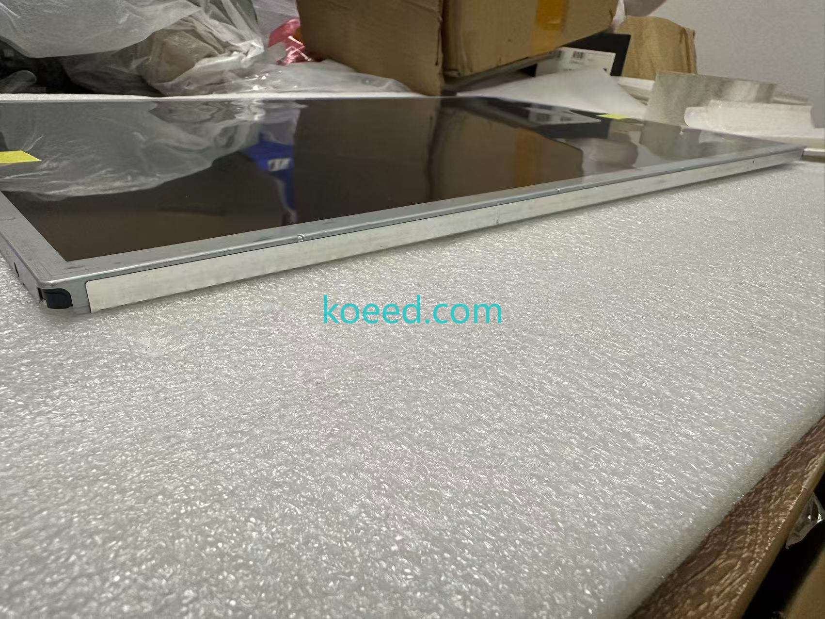 LM215WF3-SLC1 - Product View