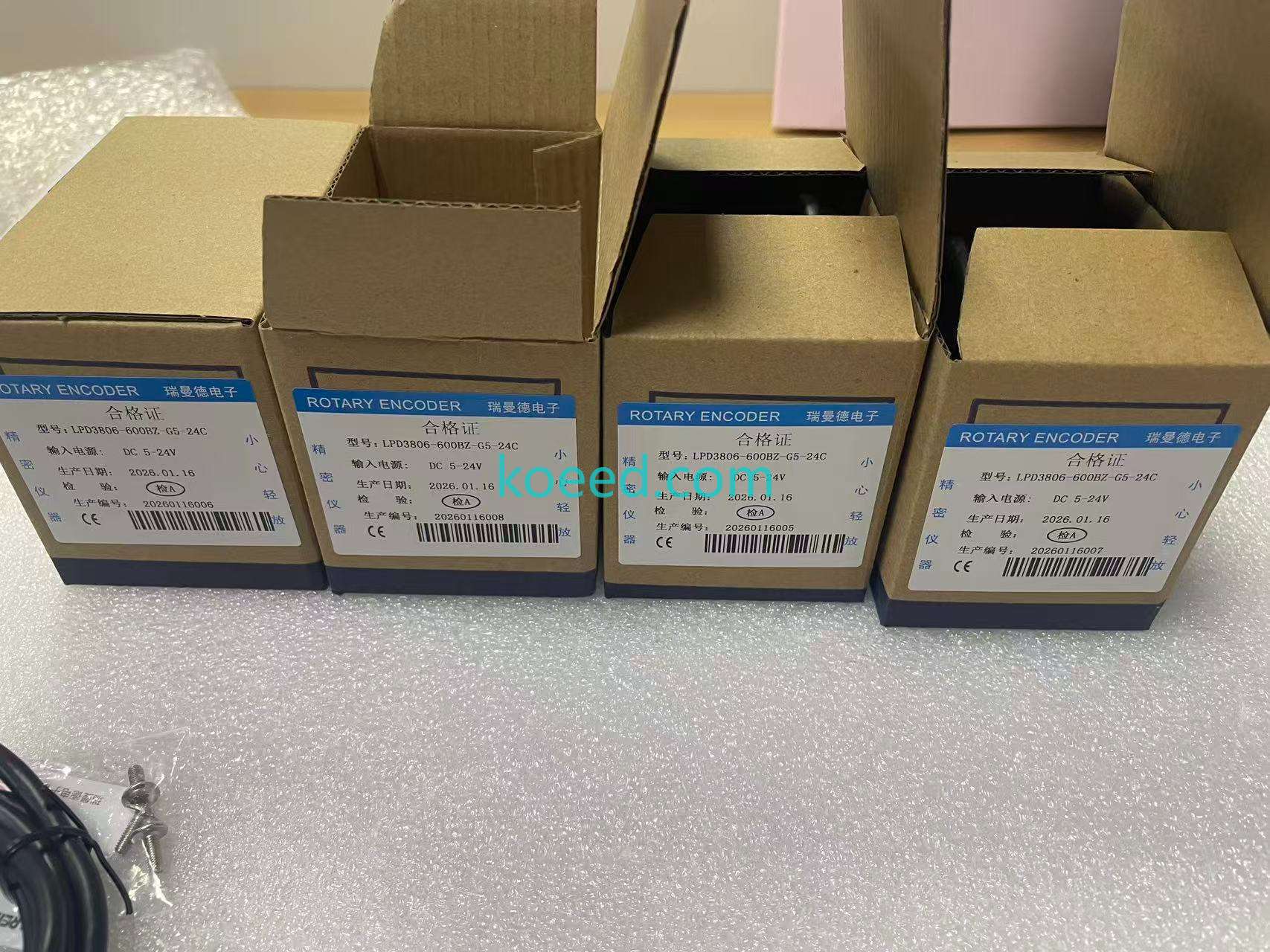 LPD3806-600BM-G5-24C Encoder - Angled Perspective