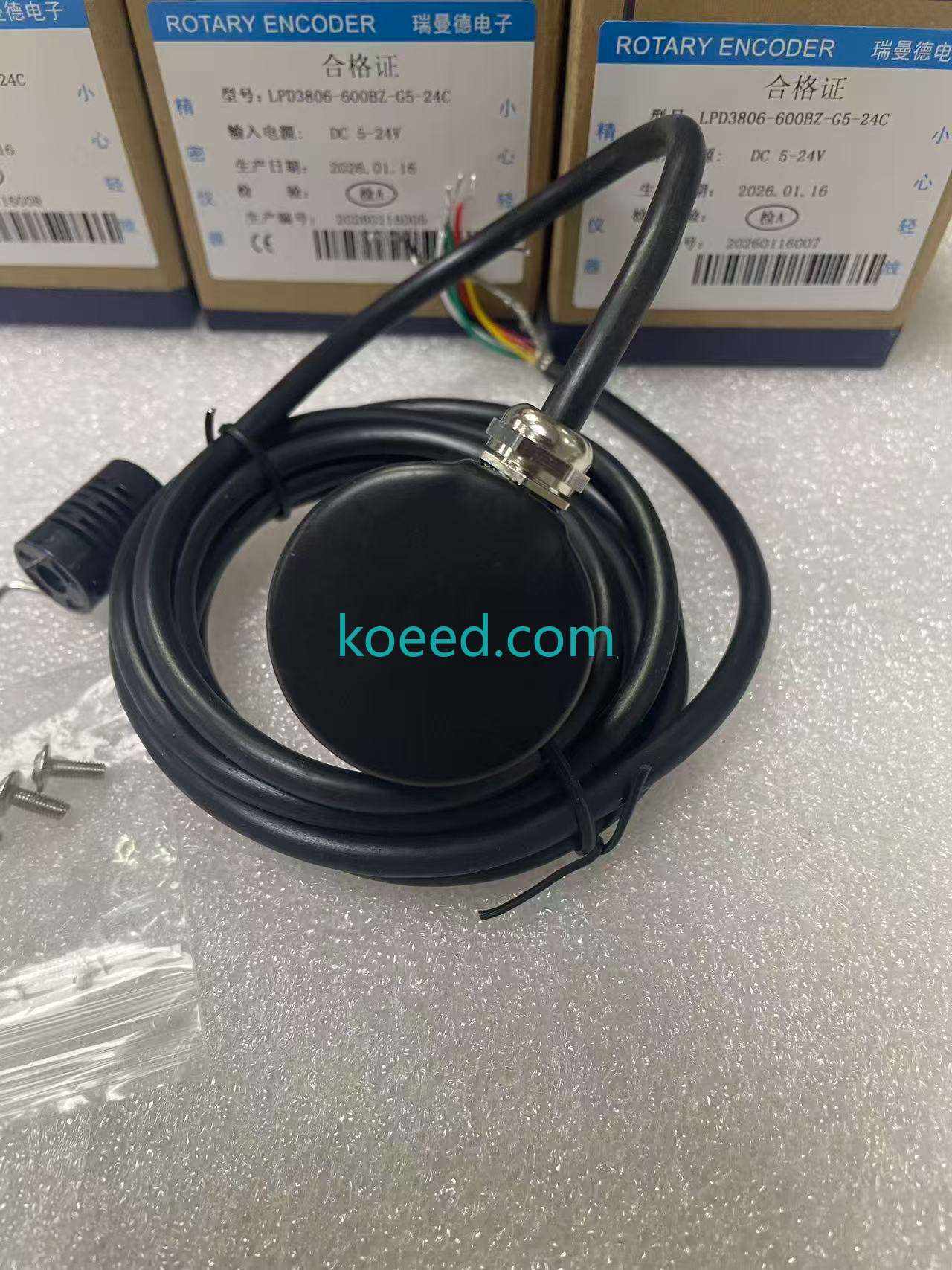 LPD3806-600BM-G5-24C Encoder - Dimensions & Mounting
