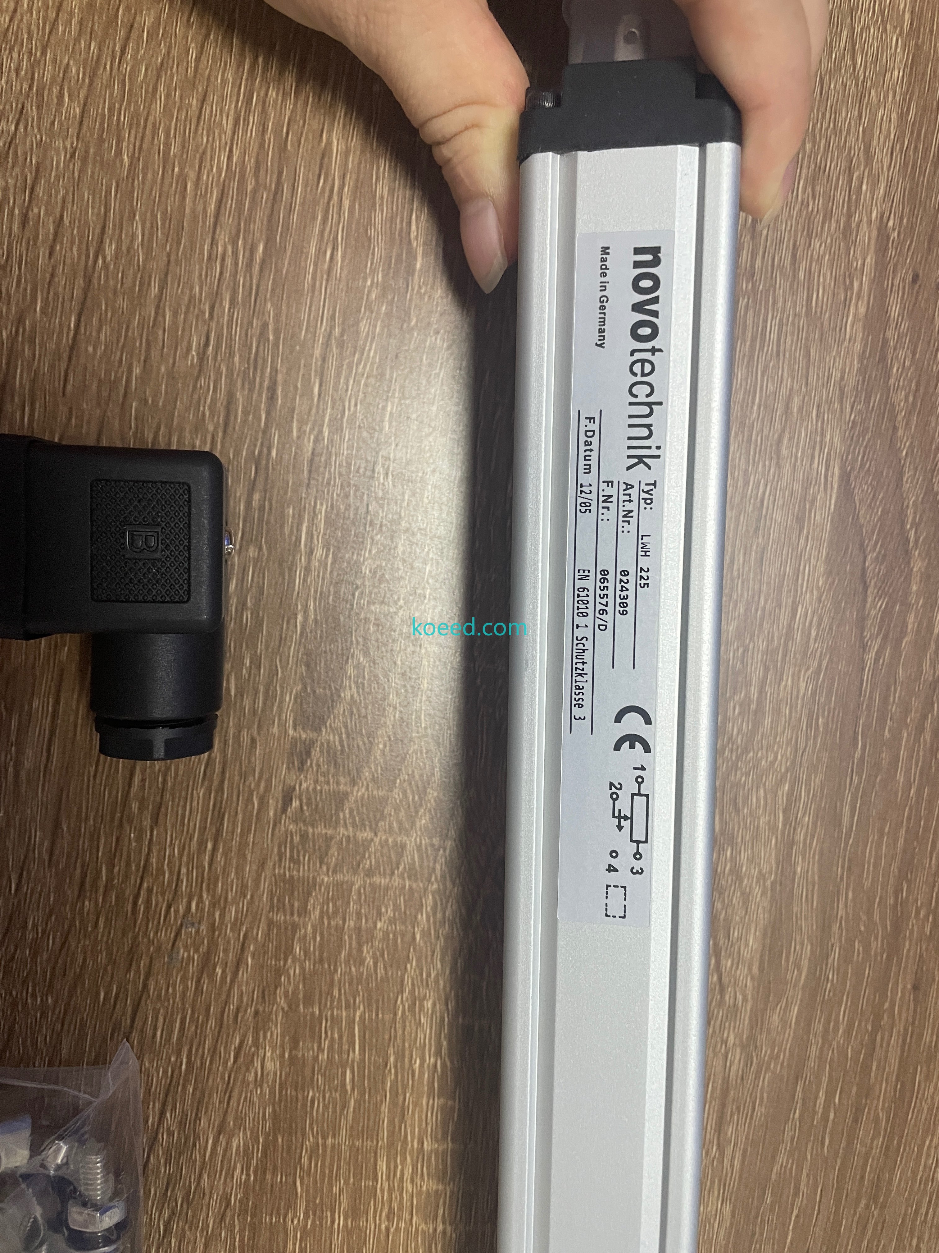 LWH225 connector and wiring detail