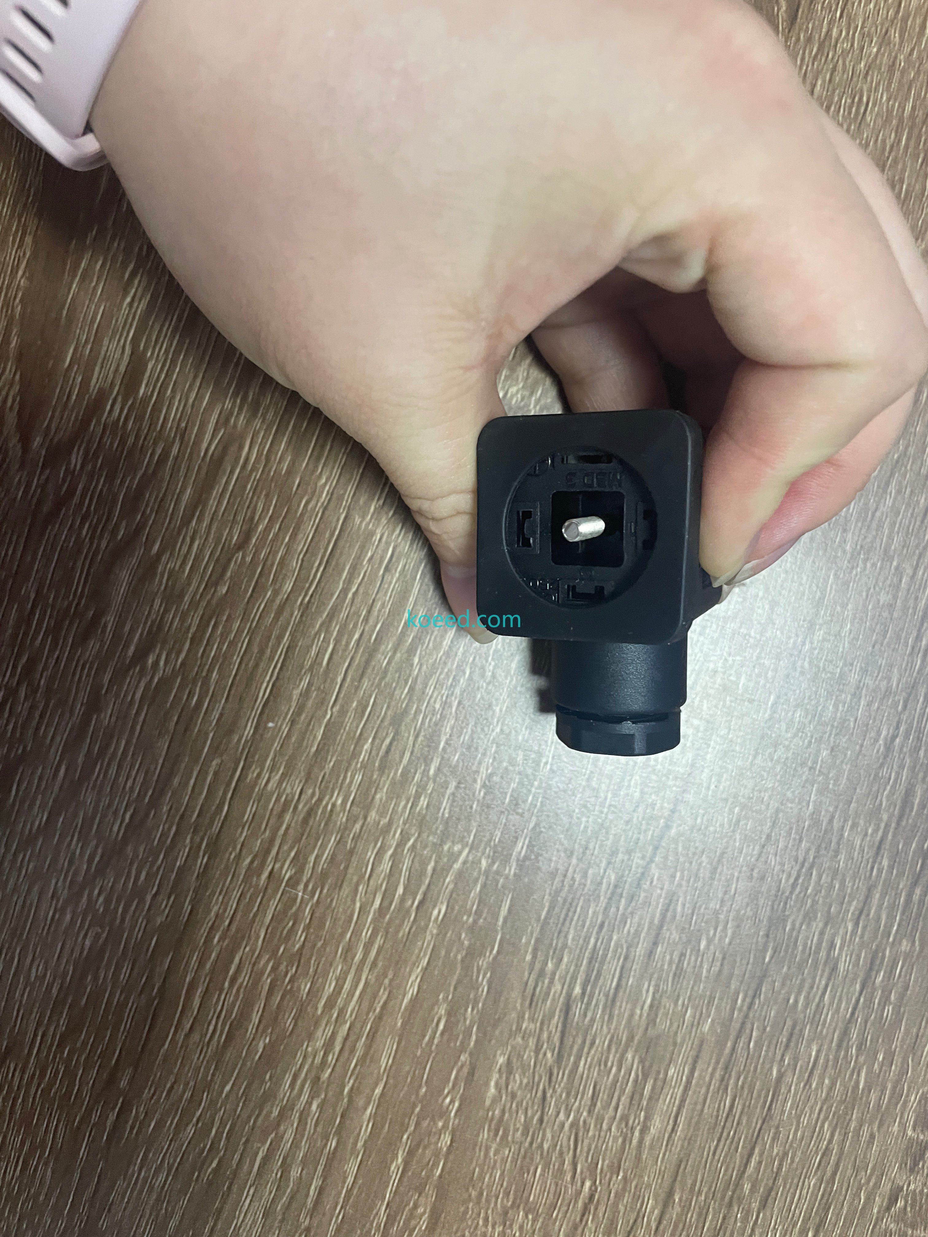 LWH225 shaft and mounting bracket detail
