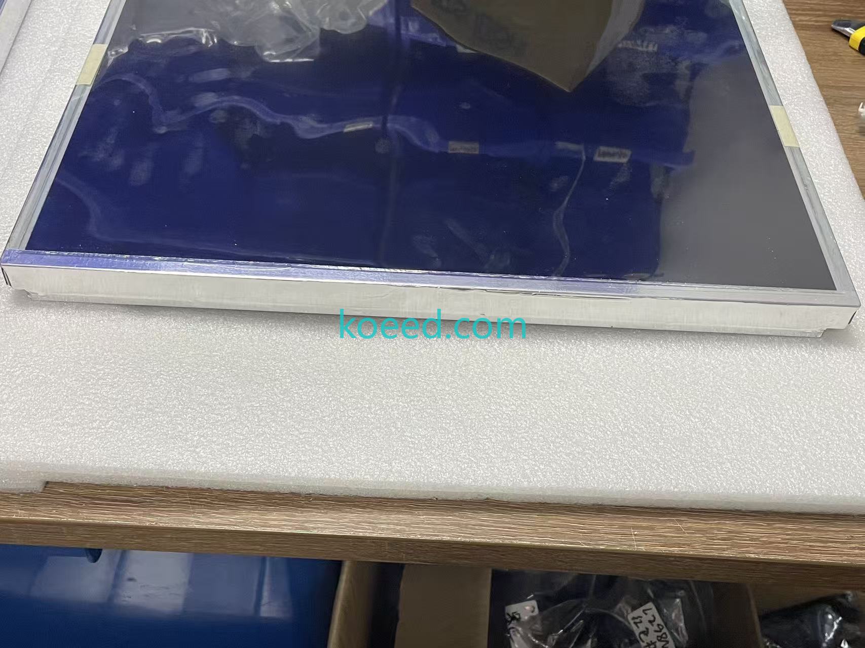 M201UN02 V.6 Backlight Assembly and CCFL Lamp Housing