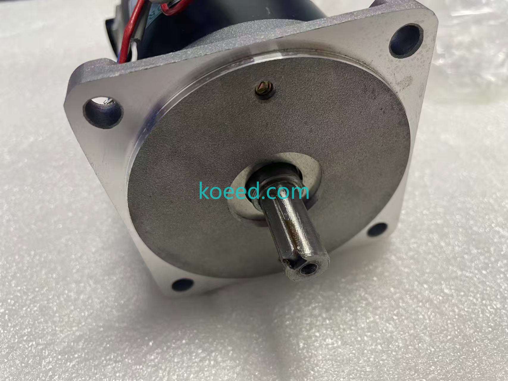 M818T-031 - Product View